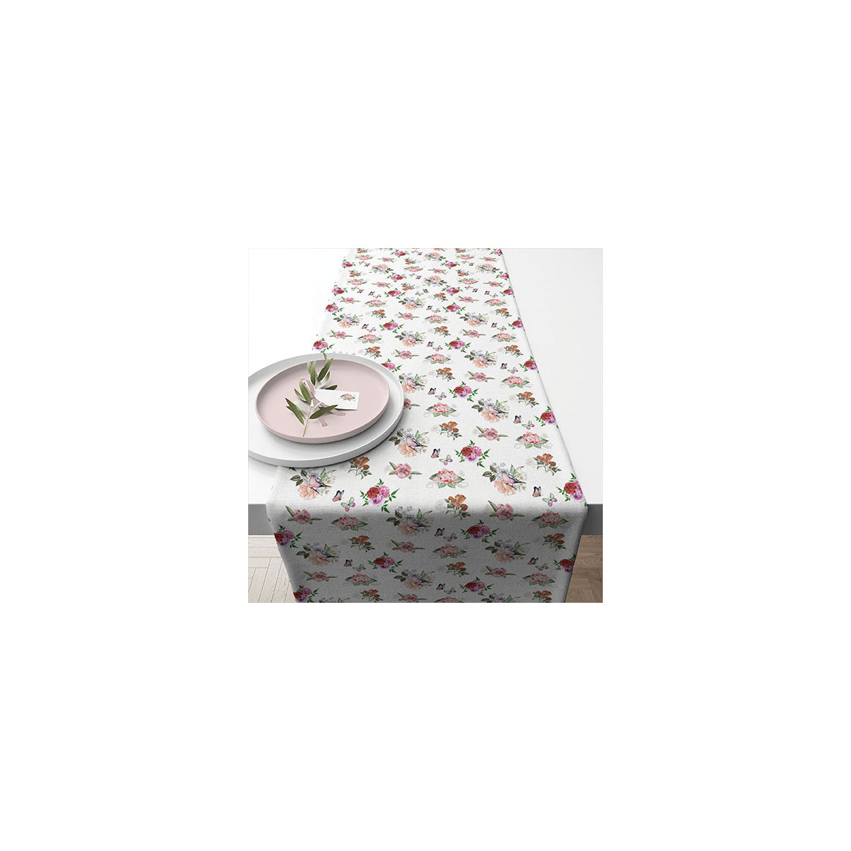 Charlotte vintage white Table runner