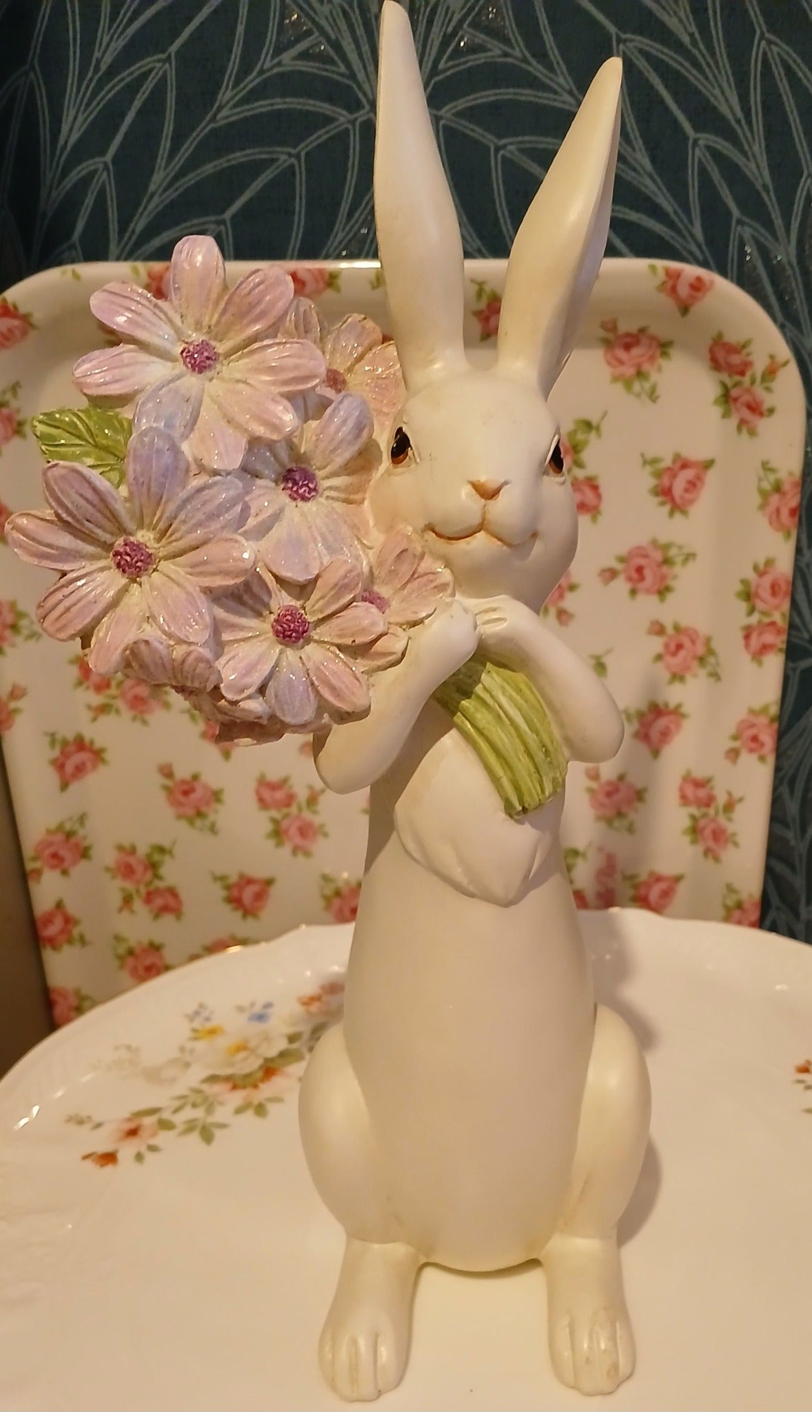 White Rabbit with daisy flowers