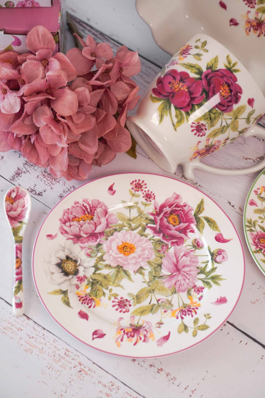 Porcelain dessert plate with peony flowers design.